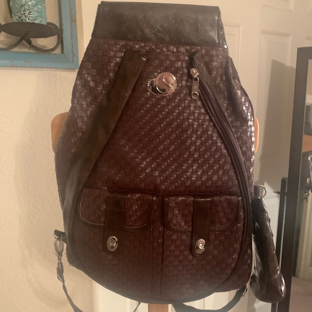 What Sak tennis bag